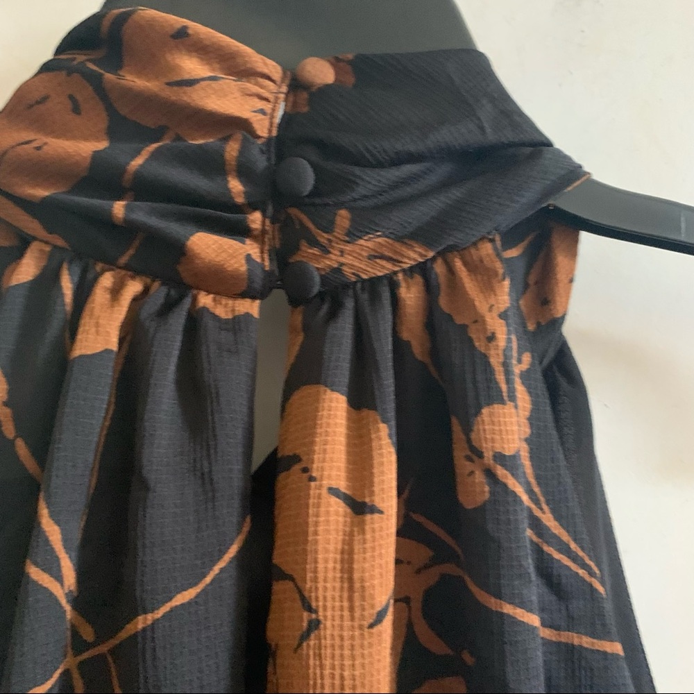 NWT Banana Republic floral jumpsuit, size 8 - Picture 7 of 9